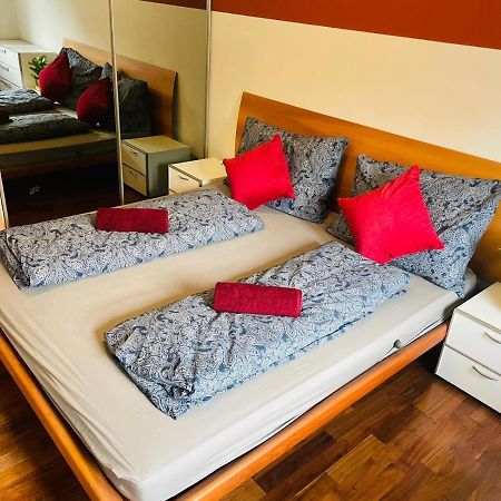 Super Deluxe Apartment - Near U6, U3 In City Center Viena Exterior foto