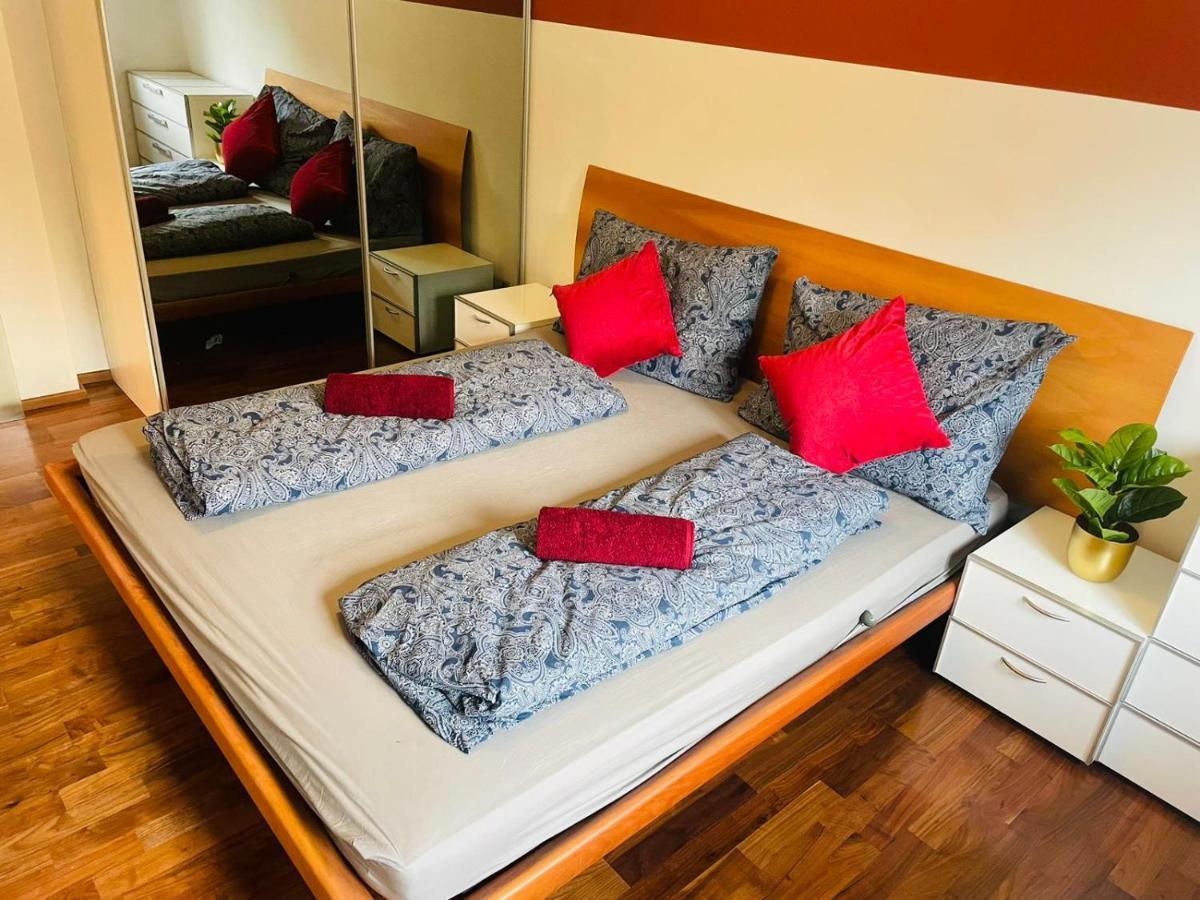 Super Deluxe Apartment - Near U6, U3 In City Center Viena Exterior foto